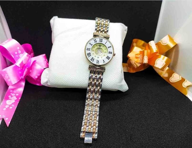 ভার্সেস লেডিস  ওয়াচ