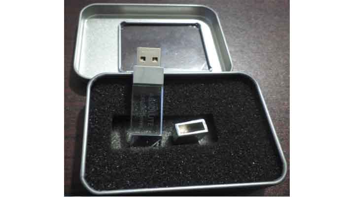 ABSSOLUTE 32 GB USB 3.0  CRYSTAL DRIVE
