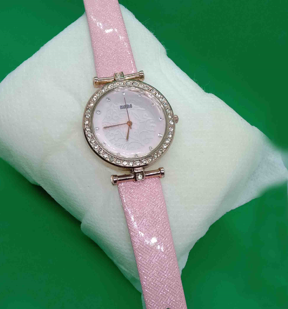 ফেন্সি লেদার বেল্ট ওয়াচ-১